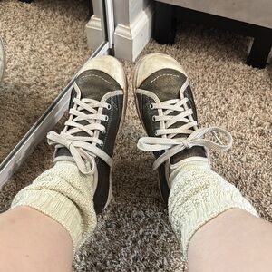 Vintage Metallic Brown Simple Sneakers